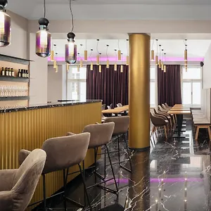 4* Hotel Moods Charles Bridge